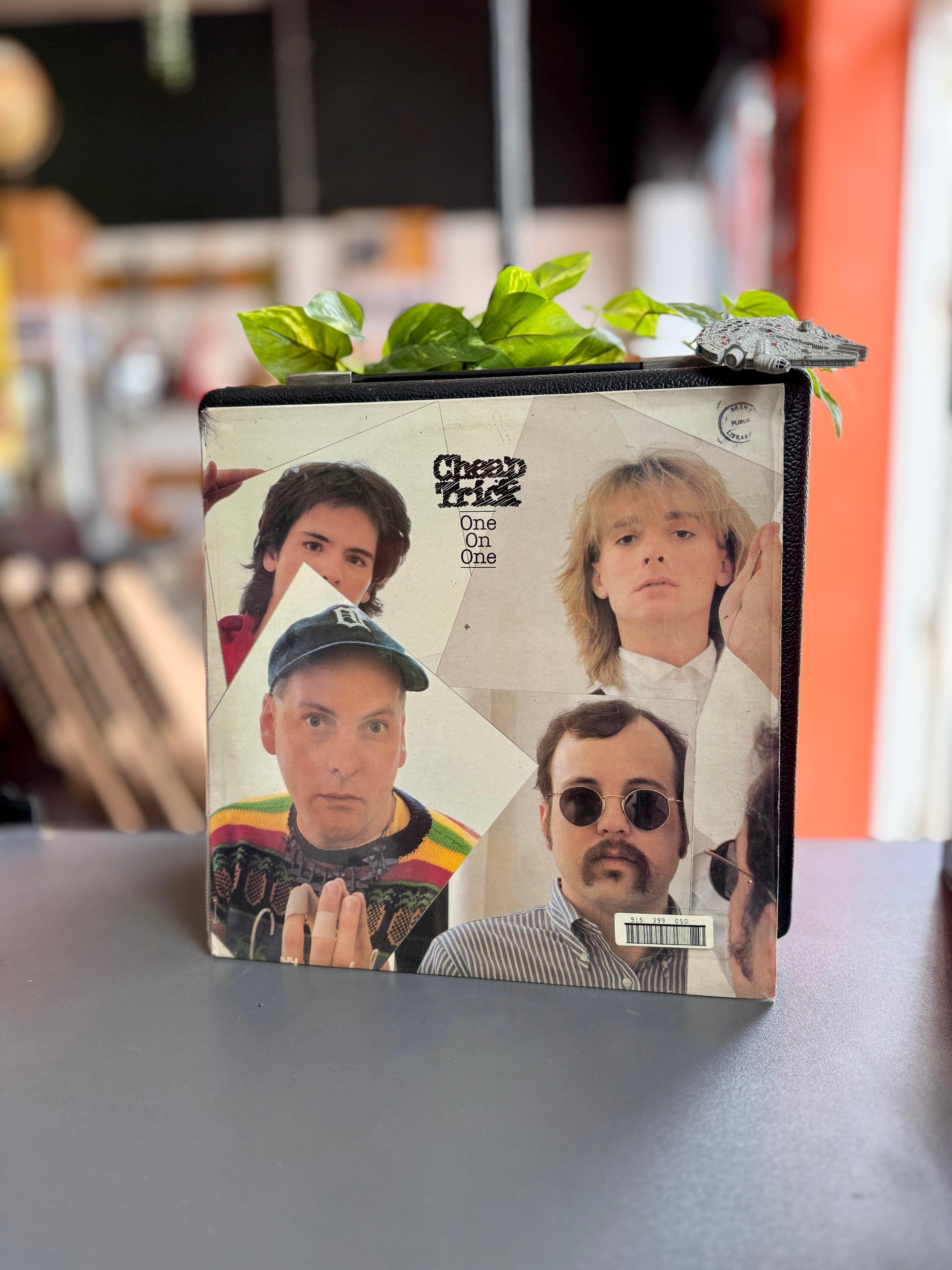 Cheap Trick | One On One | 1982 UK Pressing | Vintage Vinyl Cheap Trick | One On One | 1982 UK Pressing | Vintage Vinyl